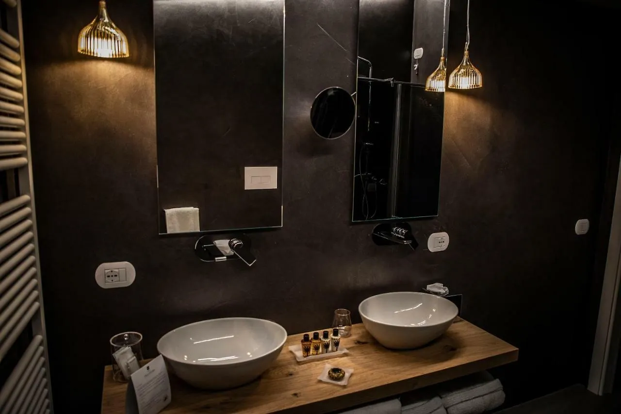 Hotel Villa Flora Relais Caltanissetta 4*,
