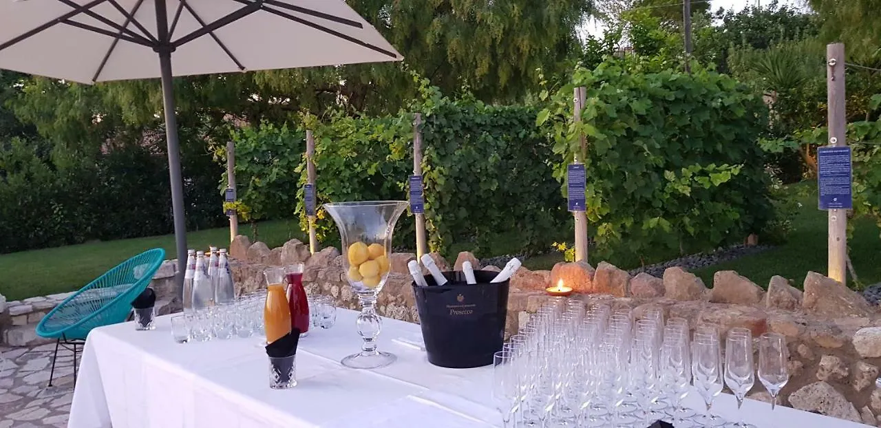 Hotel Villa Flora Relais Caltanissetta 4*,  Italia